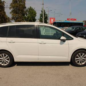 VW Touran 1.6 TDi DSG *NAVIGACIJA, KAMERA*