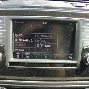 VW Touran 1.6 TDi DSG *NAVIGACIJA, KAMERA*