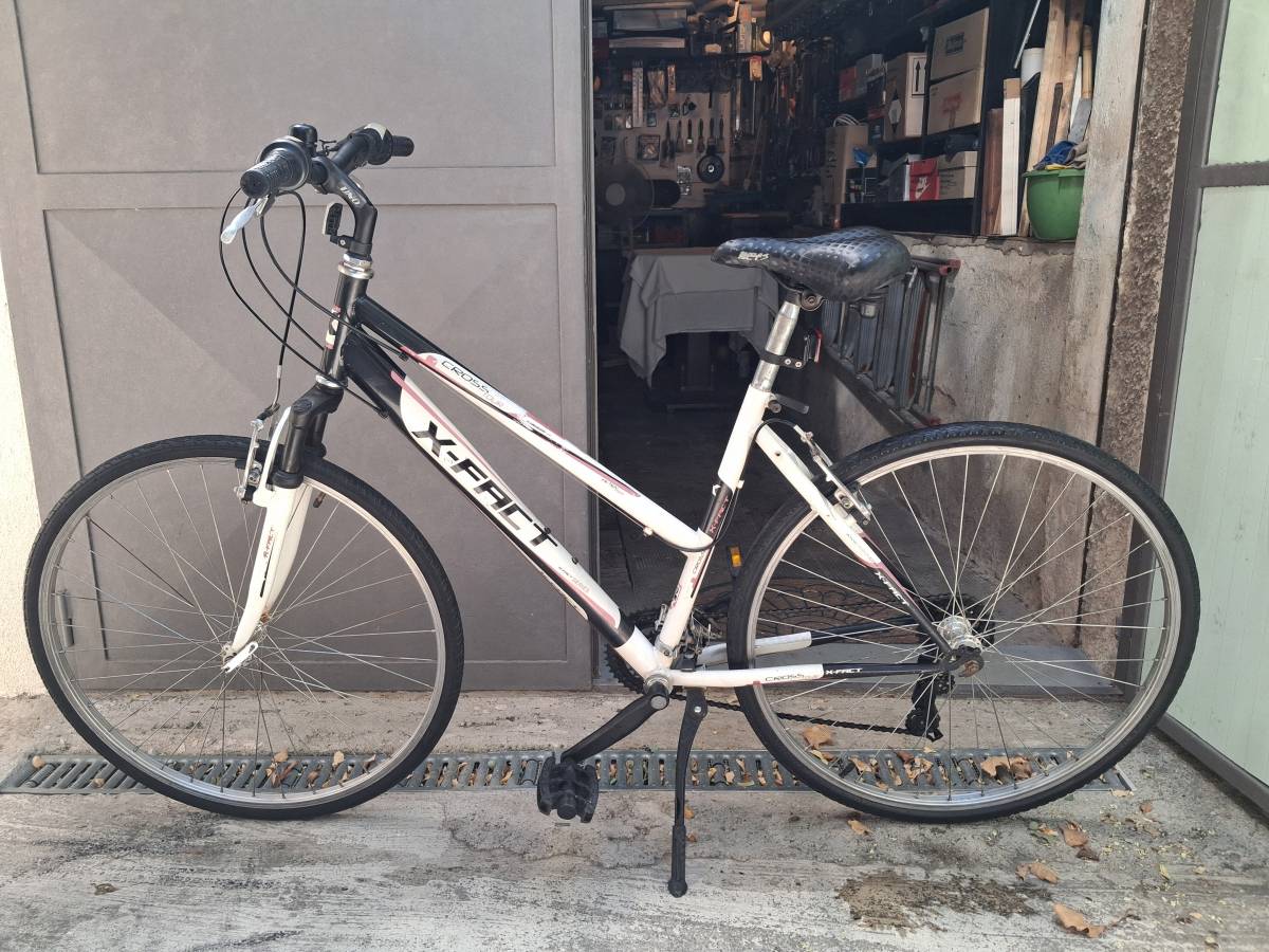 X-Fact Cross / MTB - L veličina - ženski - 100€