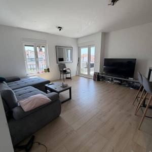 ZADAR - BELAFUŽA - Dvosoban stan na 1. katu s liftom, garažno mjesto - 68m2