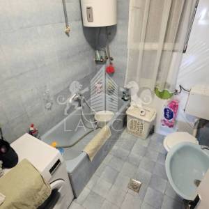 Zadar – Diklovac | Samostojeća kuća 630 m² s 4 stana, garažom i okućnicom