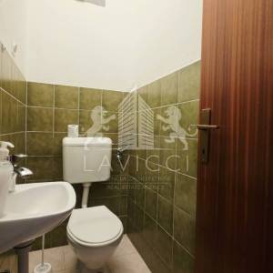 Zadar – Diklovac | Samostojeća kuća 630 m² s 4 stana, garažom i okućnicom