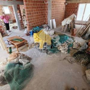 Zadar – Diklovac | Samostojeća kuća 630 m² s 4 stana, garažom i okućnicom