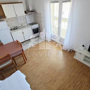 Zadar – Diklovac | Samostojeća kuća 630 m² s 4 stana, garažom i okućnicom
