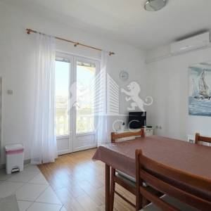 Zadar – Diklovac | Samostojeća kuća 630 m² s 4 stana, garažom i okućnicom