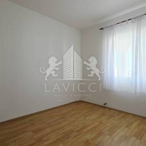Zadar – Diklovac | Samostojeća kuća 630 m² s 4 stana, garažom i okućnicom