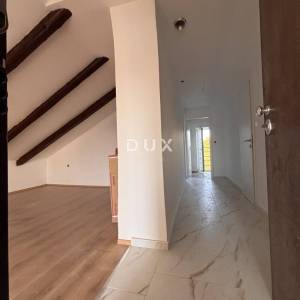 Zadar, Vruljica, 2-sobni stan, 48,52 m2, potkrovlje, pogled