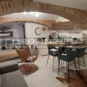 Zagreb - Centar - Berislavićeva ulica - stan 28,70 m², BEZ PROVIZIJE!