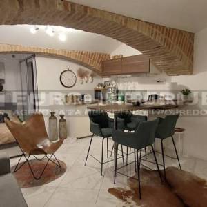 Zagreb - Centar - Berislavićeva ulica - stan 28,70 m², BEZ PROVIZIJE!