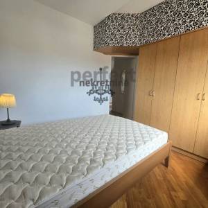 Zagreb-Gajnice, 2-sobni stan s balkonom, 50m2