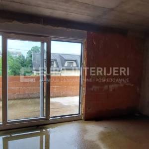 Zagreb, Gornji Bukovac, Salopekova ul., zgrada s dva stana 125 m2 ROH BAU