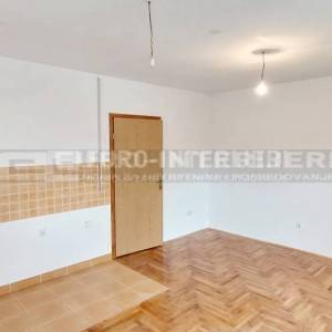Zagreb - Malešnica, trosoban stan 1. kat 62.44 m² + GPM