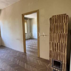 Zagreb, na odličnoj lokaciji-trosoban stan s dva balkona 77m2