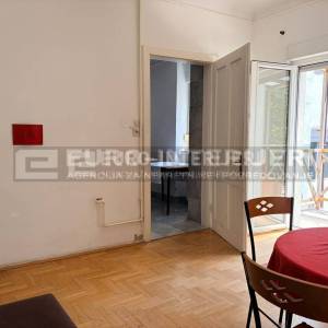 Zagreb, Pantovčak, dvosoban stan, 60 m² + balkon