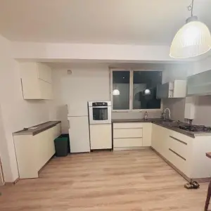 Zagreb - Trešnjevka, Kučerina ul. 2,5-sobni stan 57-m2, loggia
