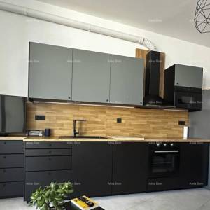 ZAMBRATIJA –  STAN 69 m²,  UZ MORE