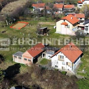 Zemljište Zagreb - Bizek - 2.289 m² s kućom za rušenje-bez provizije!