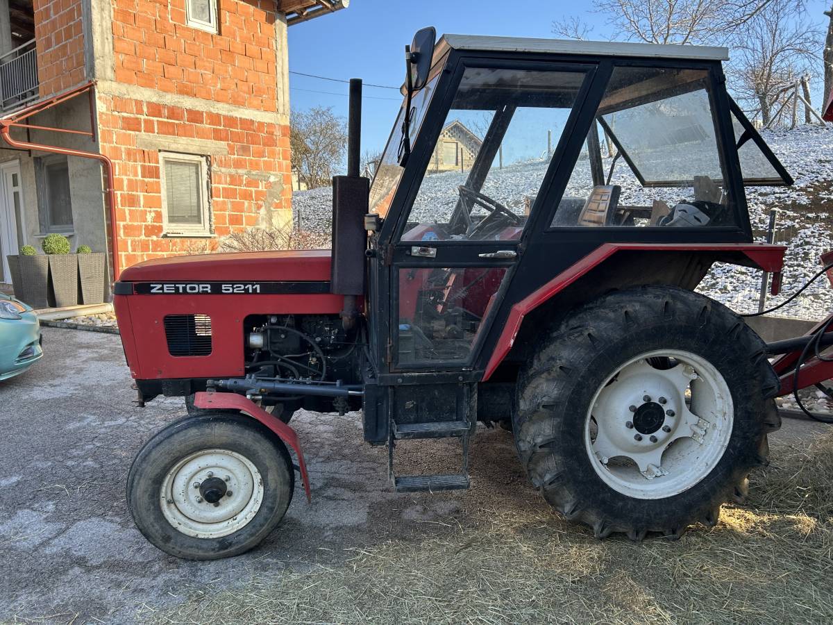Zetor 5211