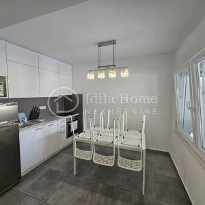 ZLATAR/EKSKLUZIVNI PRIVATNI RESORT/250 m²/1.895 m² PARCELE/BAZEN/JACUZZI