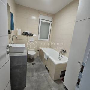 ZLATAR/EKSKLUZIVNI PRIVATNI RESORT/250 m²/1.895 m² PARCELE/BAZEN/JACUZZI