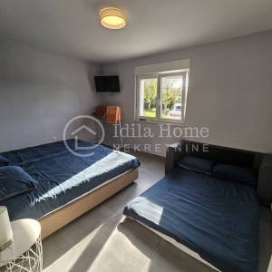 ZLATAR/EKSKLUZIVNI PRIVATNI RESORT/250 m²/1.895 m² PARCELE/BAZEN/JACUZZI
