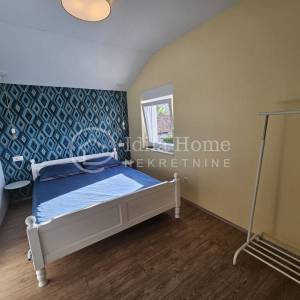 ZLATAR/EKSKLUZIVNI PRIVATNI RESORT/250 m²/1.895 m² PARCELE/BAZEN/JACUZZI