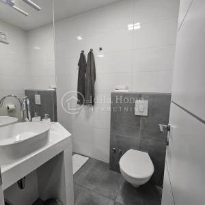 ZLATAR/EKSKLUZIVNI PRIVATNI RESORT/250 m²/1.895 m² PARCELE/BAZEN/JACUZZI