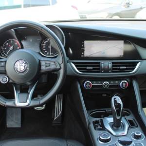 Alfa Romeo Giulia 2.2 Mjt 190KS AUTOMATIK *LED,NAVIGACIJA,KAMERA*