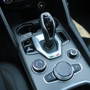 Alfa Romeo Giulia 2.2 Mjt 190KS AUTOMATIK *LED,NAVIGACIJA,KAMERA*
