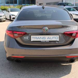 Alfa Romeo Giulia 2.2 Mjt 190KS AUTOMATIK *LED,NAVIGACIJA,KAMERA*