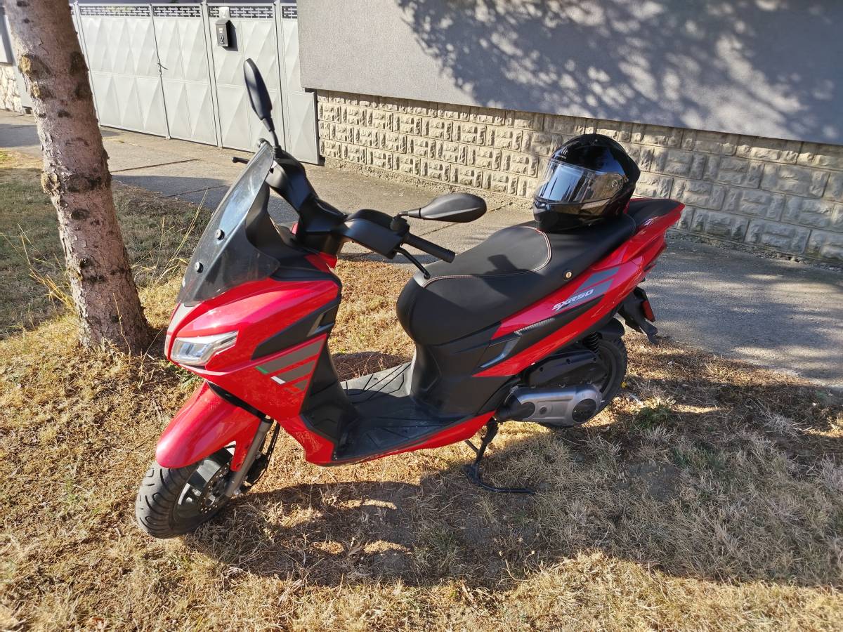 Aprilia sxr 50