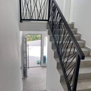 BAŠKA okolica - Dvosobni apartman s dva parkina mjesta, novogradnja
