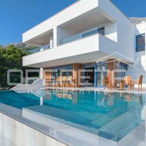 BAŠKA VODA | Luksuzna vila s 5★, SPA centrom i pogledom na more