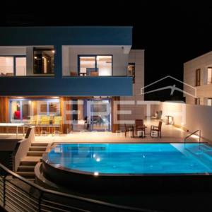 BAŠKA VODA | Luksuzna vila s 5★, SPA centrom i pogledom na more