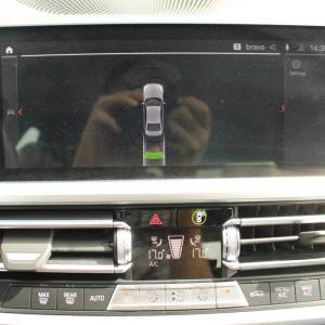 BMW serija 3 318d *NAVIGACIJA, LED*