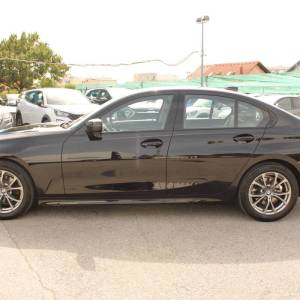BMW serija 3 318d *NAVIGACIJA, LED*