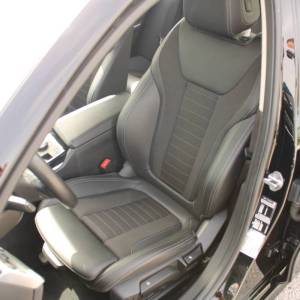 BMW serija 3 318d *NAVIGACIJA, LED*
