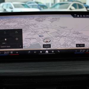 BMW serija 3 320d Xdrive ///M Paket *HEAD UP,LED,NAVIGACIJA,KAMERA 360* - nije uvoz