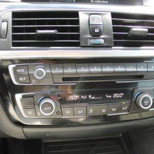 BMW serija 3 Touring 318d AUTOMATIK *LED,NAVIGACIJA* reg 5/2027