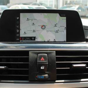 BMW serija 3 Touring 318d AUTOMATIK *LED,NAVIGACIJA* reg 5/2027