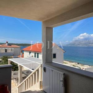 Brač kuća u Povljima
