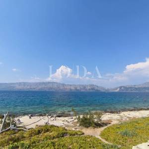 Brač kuća u Povljima