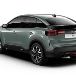 Citroën C4 MAX HYBRID 145 AUTOMATIC