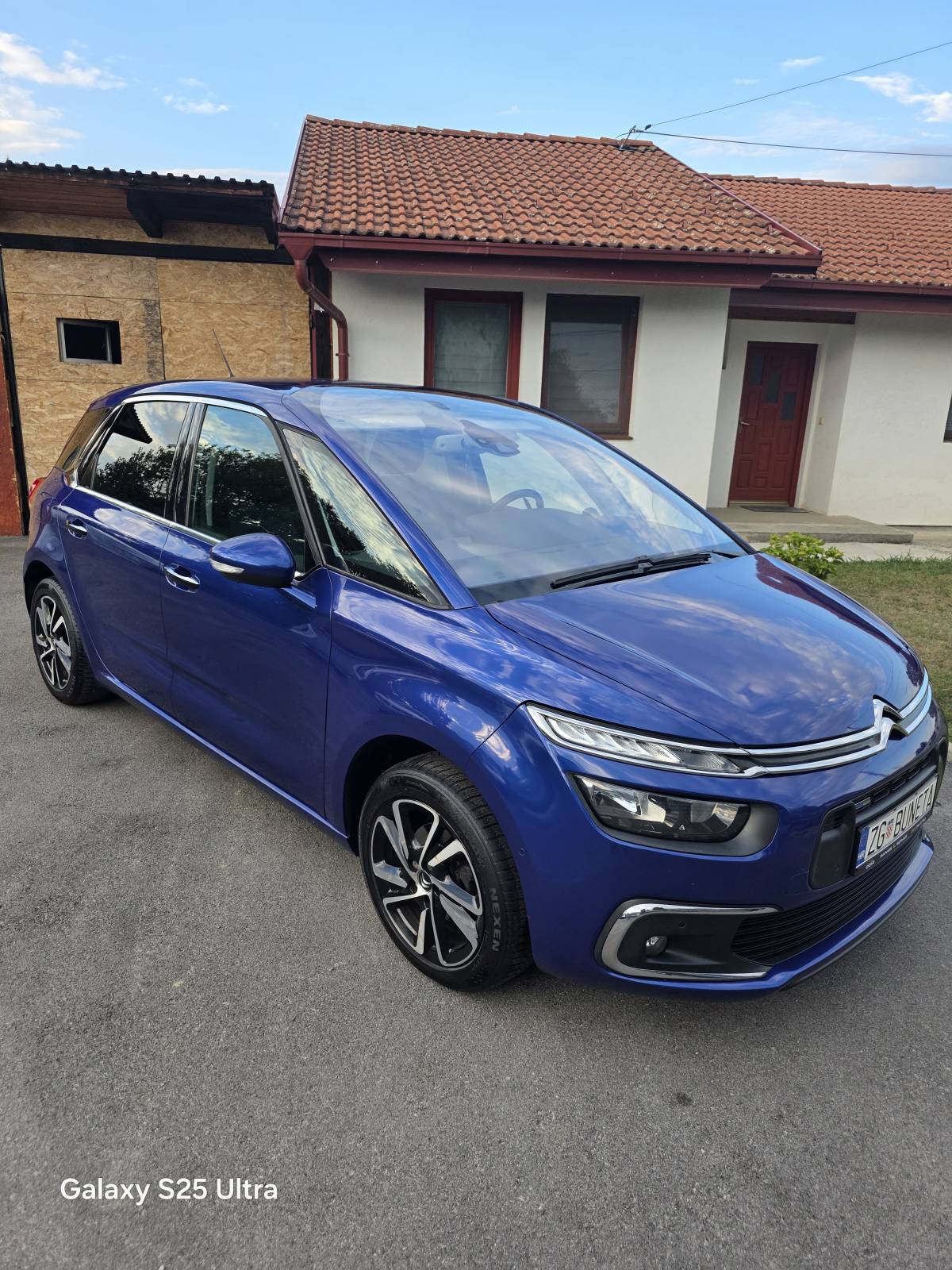 Citroen C4 Picasso 1.2 PurTech 2017g.AUTOMATIK reg.10.03.2027
