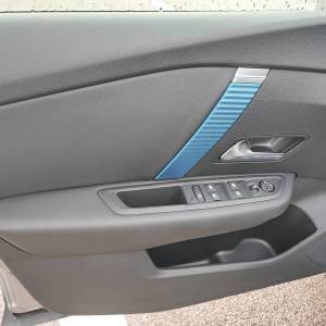 CITROEN e-C4 FEEL PACK Električni motor 136 ks automatik, navigacija