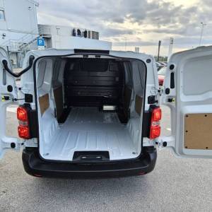 CITROËN JUMPY FURGON M 2.2 BlueHDi 150 BVM6 sa mjesečnom ratom od 232e, 2025 god.