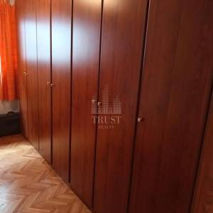 CRIKVENICA – TROSOBNI STAN U CENTRU S DVA PARKIRNA MJESTA
