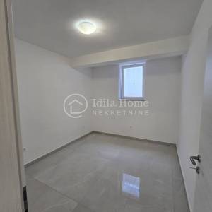 Crikvenica/trosoban apartman 80m2/PRILIKA!