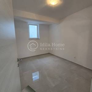 Crikvenica/trosoban apartman 80m2/PRILIKA!