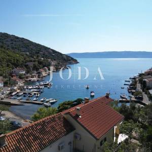 Donja Klada 2S+DB stan, 1. red do mora